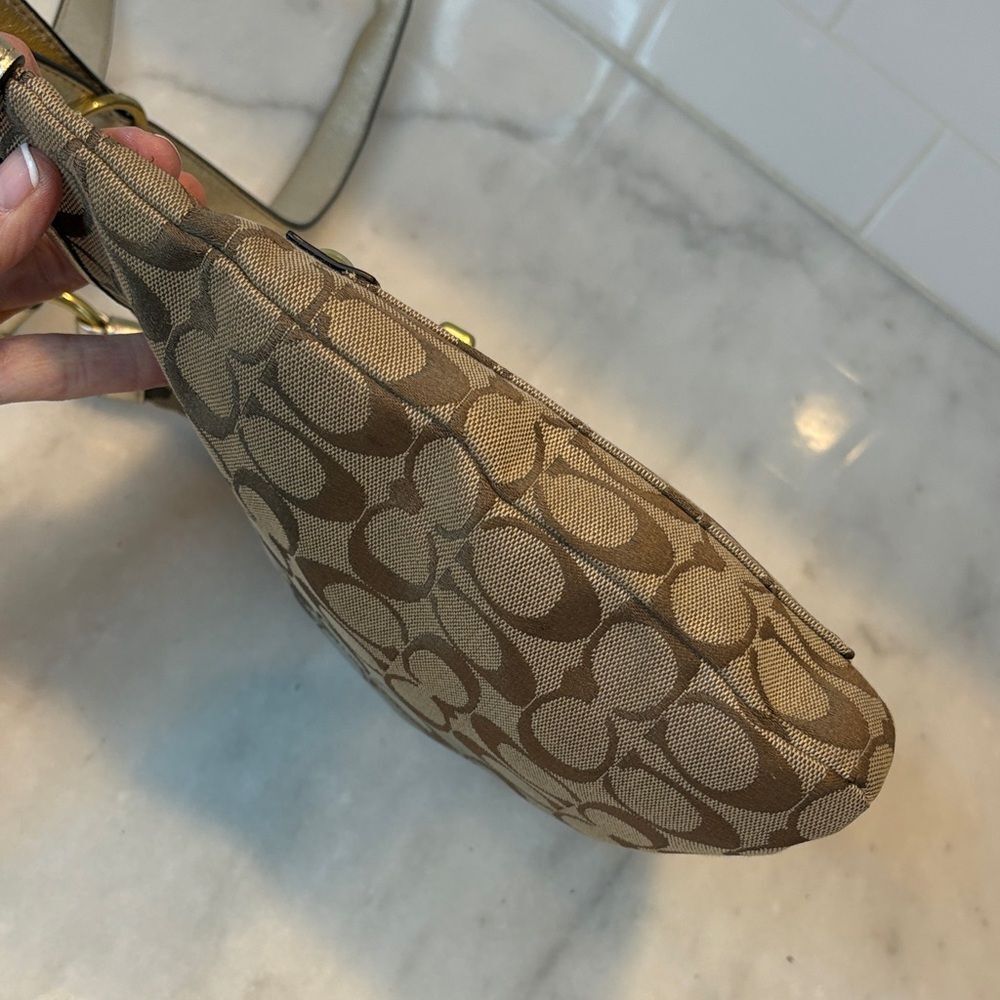 Coach Crossbody Purse Handbag Penelope Jacquard Signature Logo Hippie Bag - Picture 7 of 15